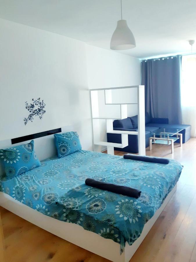 Huge Apartment With A Parking Space In The Same Building Sofia Bagian luar foto